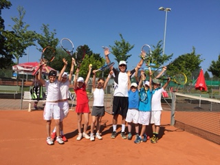 Tenniscamp in den Sommerferien