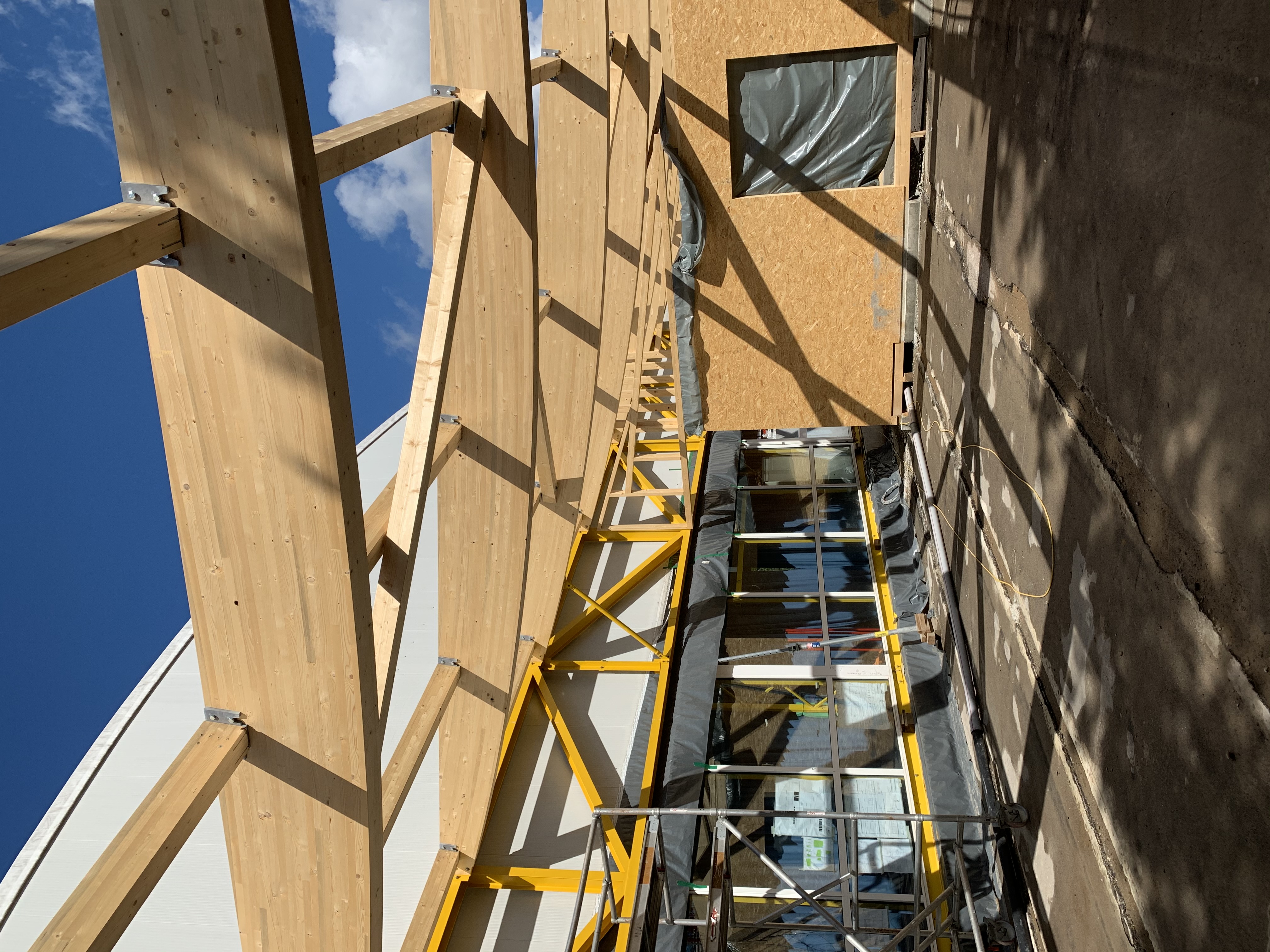 Der Bau unserer Sporthalle macht Fortschritte!